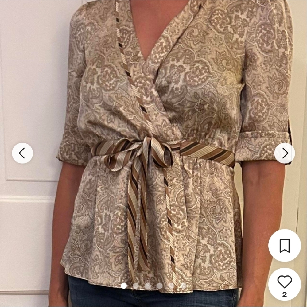 BCBG Silk Paisley Wrap Top Small - Picture 4 of 14